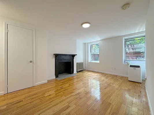 Rented by Compass | media 1