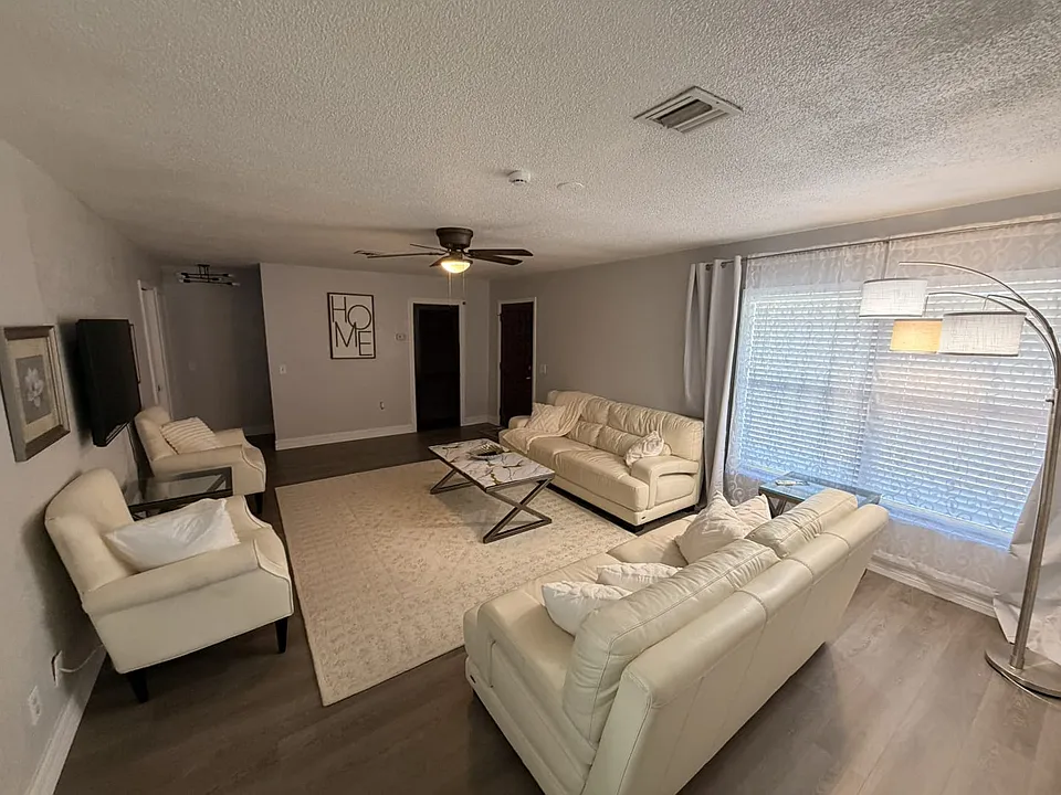 414 Cortez Dr