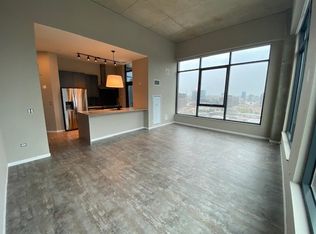 909 W Washington Blvd #1408, Chicago, IL 60607