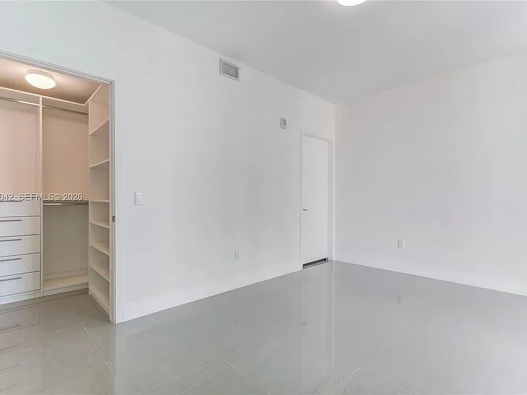 2900 NE 7th Ave #801 — Photo 9