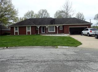 11517 E 66th Ter, Raytown, MO 64133