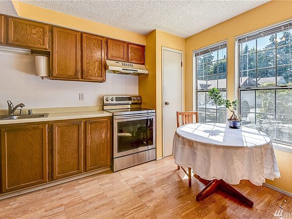 5th image of 27022 47th Ave S APT 108