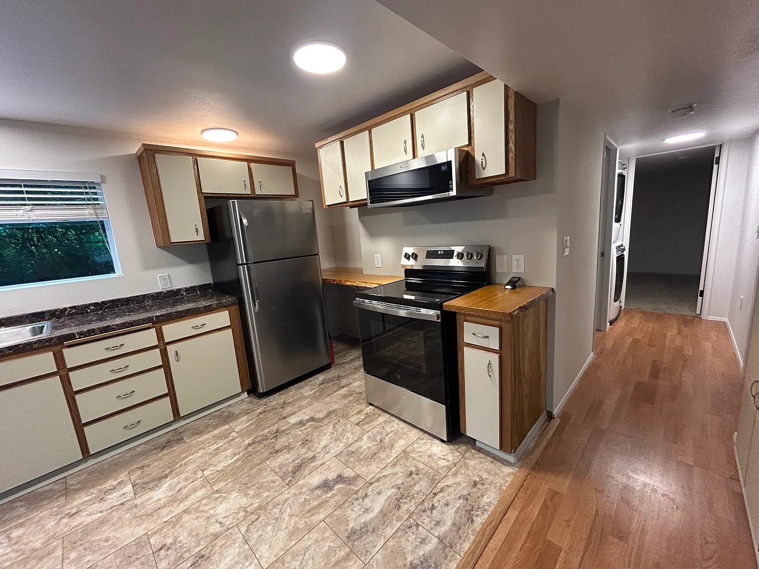 2 bed, $2,100 — Photo 3