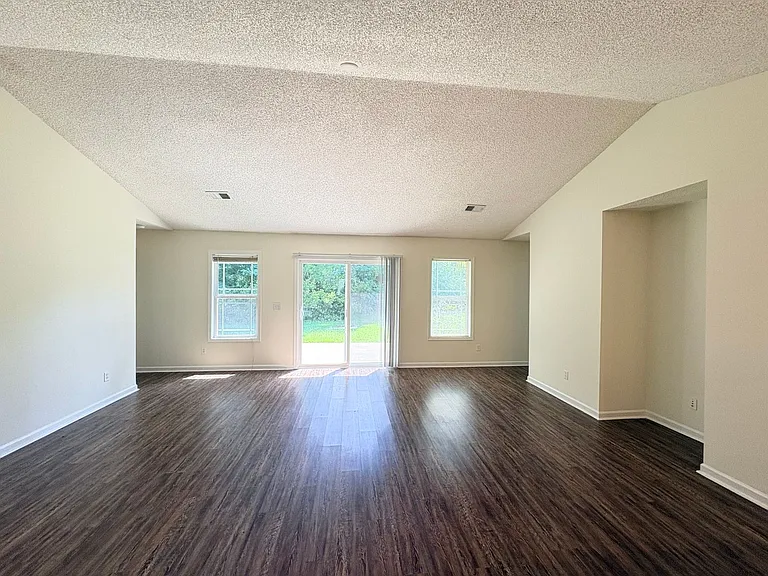 10 Broadland Cir — Photo 7