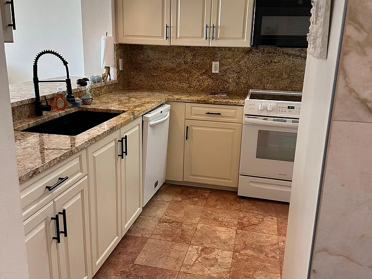 7882 Sailboat Key Blvd S #505 — Photo 7