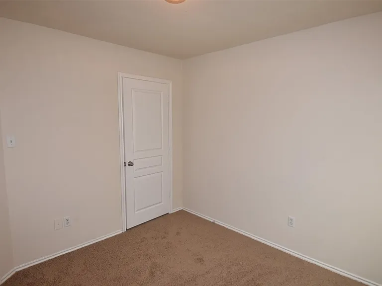 16807 Mammoth Springs Dr — Photo 16