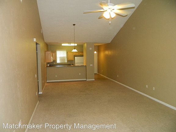 5th image of 810 NW 19th Ave #205