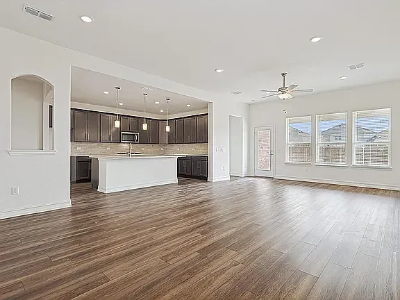 3621 Cadogan St — Photo 33