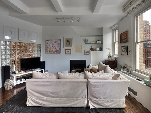 321 West 13th Street image 1 of 3