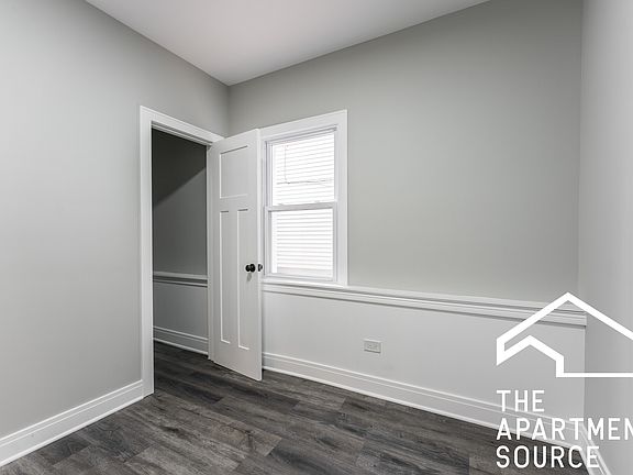 5th image of 1923 N Pulaski Rd #G