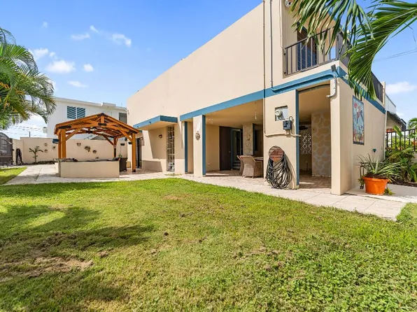 C 16 Urb Vista Azul #D26, Rincon, PR 00677