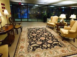 750 Washington Rd APT 507, Mt Lebanon, PA 15228