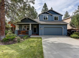 2653 NW Rainbow Ridge Dr, Bend, OR 97703