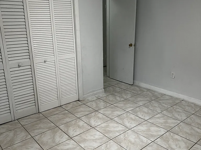 1871 NW Flagler Ter #REAR — Photo 12