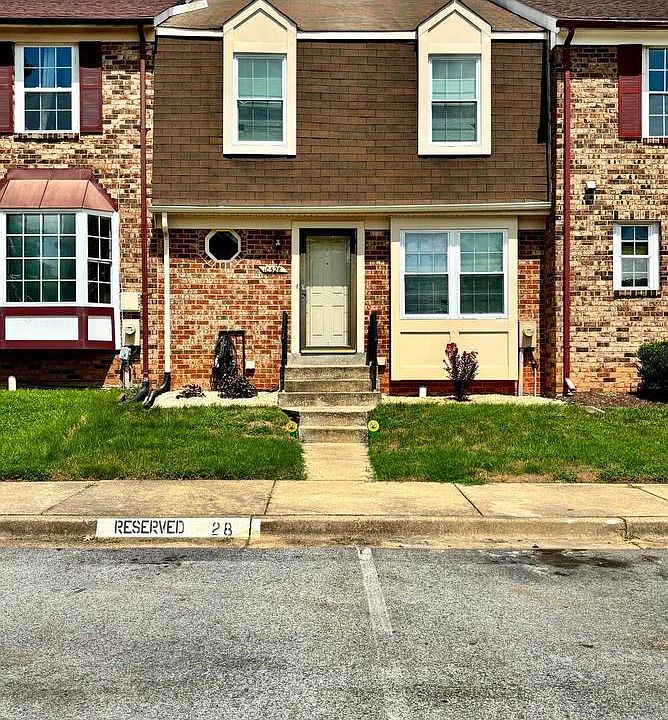 1st image of 10528 Storch Dr