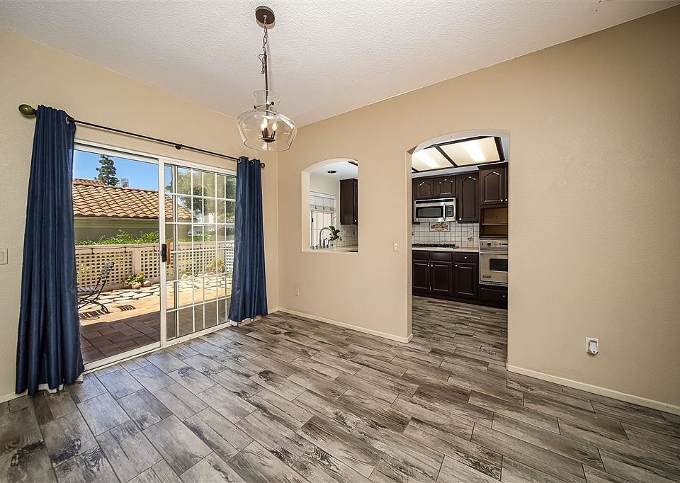 1st image of 1887 Matin Cir Unit 157