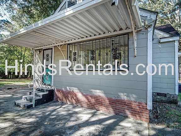 2nd image of 235 Dunbar St