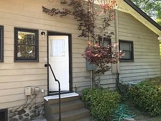 690 N 1st Ave — Photo 23