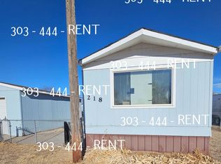 218 Oak St, Log Lane Village, CO 80705