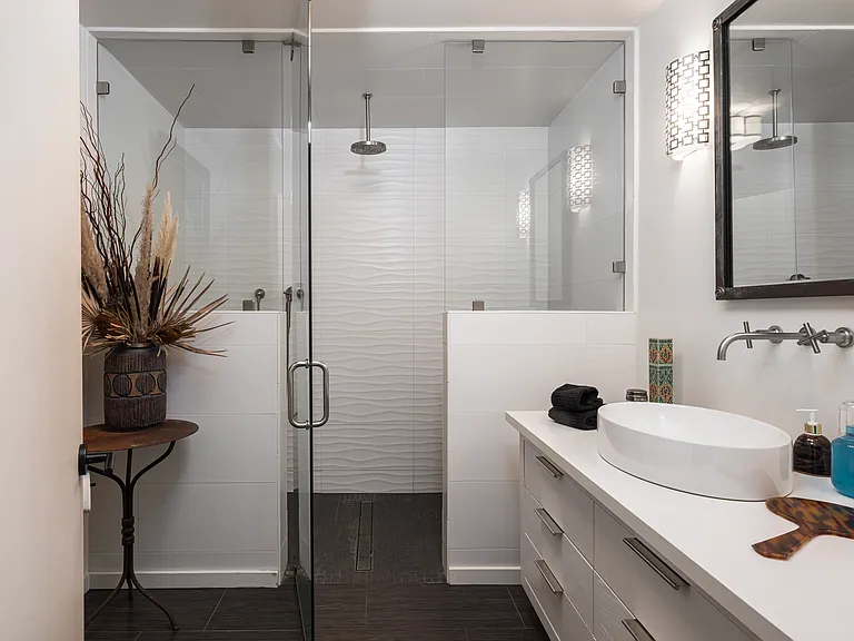 5465 Bravo Toro Ln — Photo 34