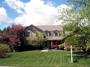 3508 Summit Ridge Dr, Rochester Hills, MI 48306