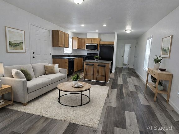 5th image of 2038 Palm St #151