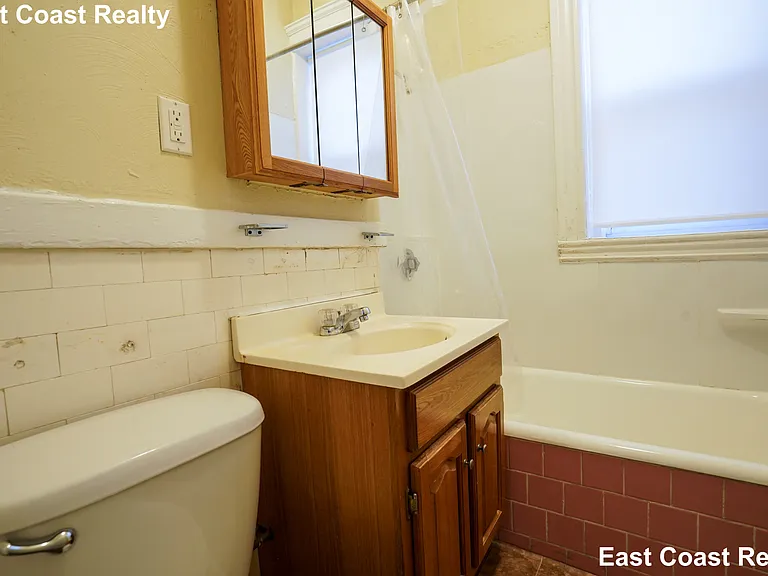 220 Kelton St #224-6 — Photo 11