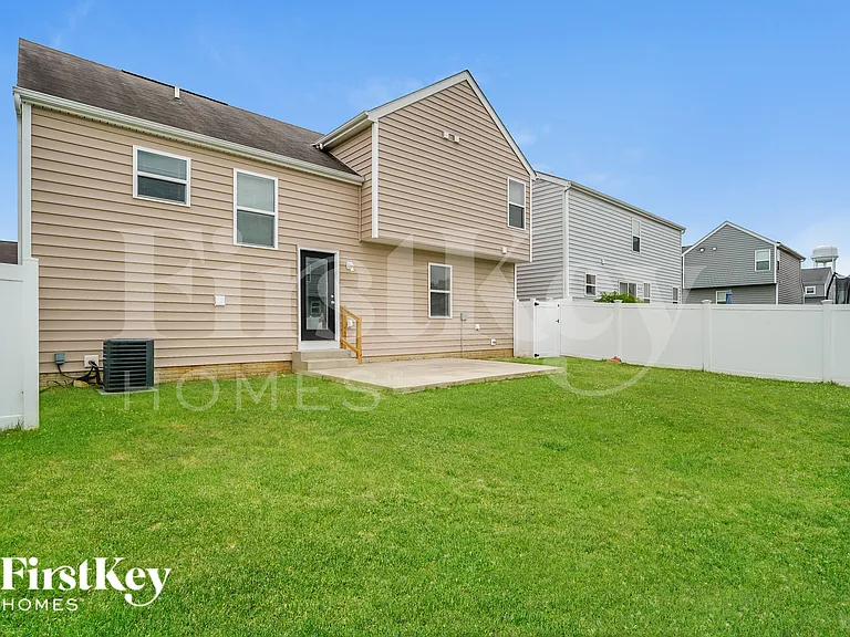 5584 Lanterns Way — Photo 18