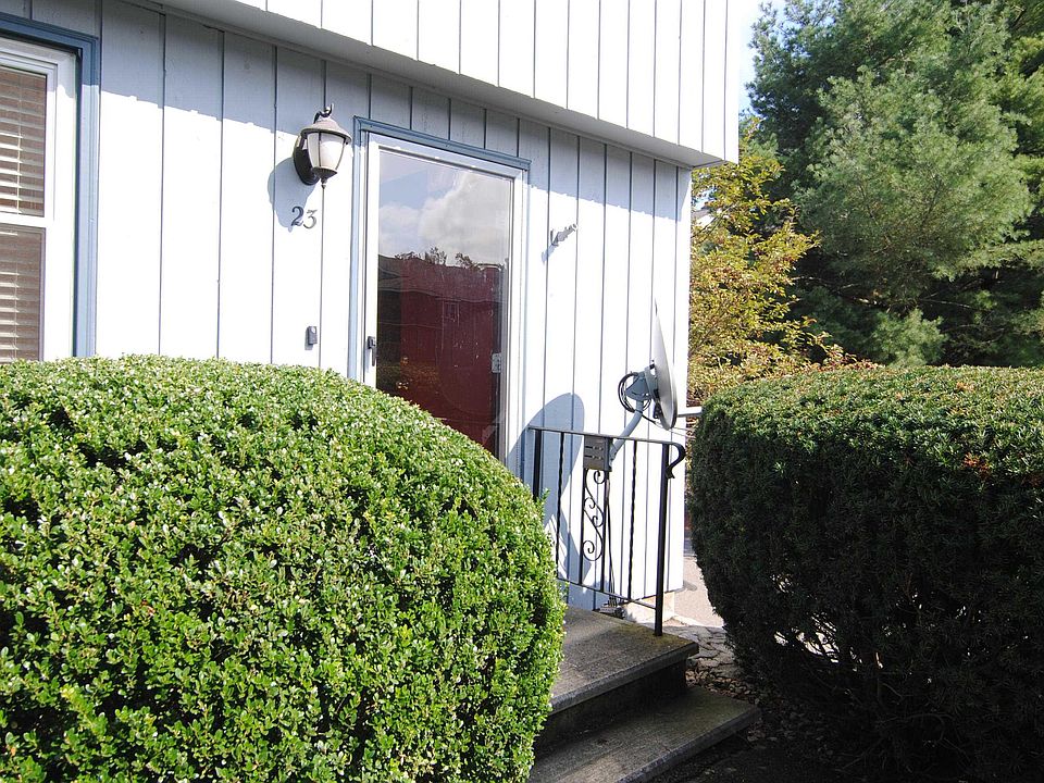 1st image of 23 Bluestone Dr