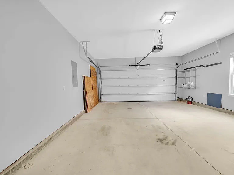 125 Fernwood St — Photo 32