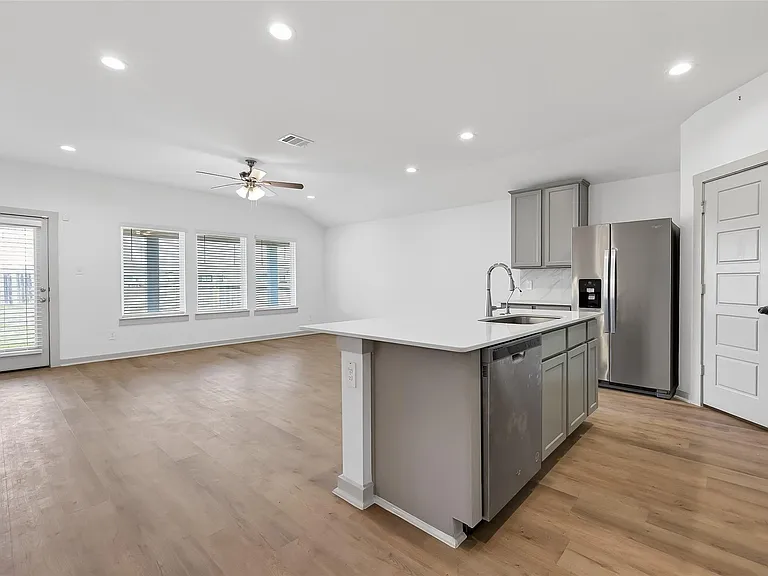 827 Silver Kettle Dr — Photo 3