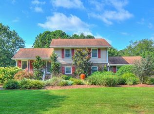 805 Old Tucker Rd, Stone Mountain, GA 30087