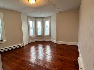 7 Exeter St #3R, Lowell, MA 01850