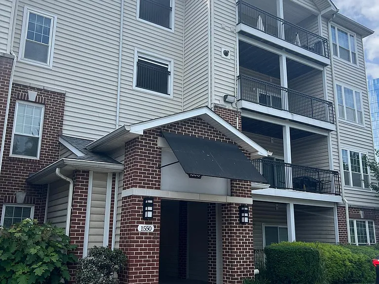 1550 Spring Gate Dr #8302 — Photo 5