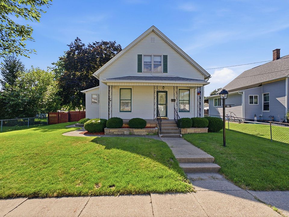 1st image of 307 Pond St
