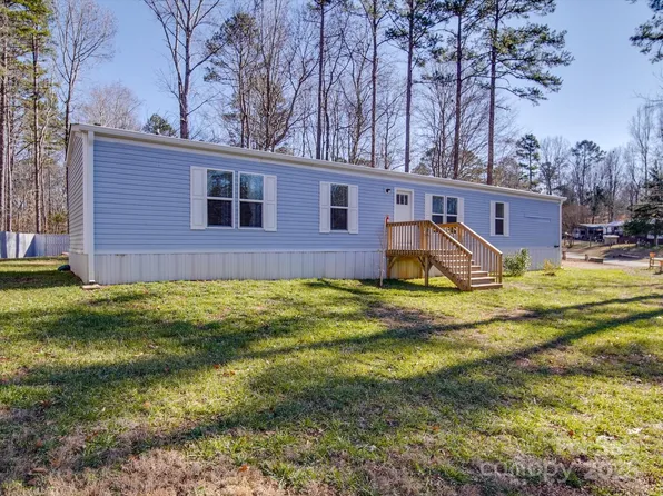 5719 Clintwood Dr, Stanley, NC 28164