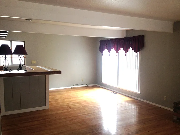 2231 Riviera St — Photo 5