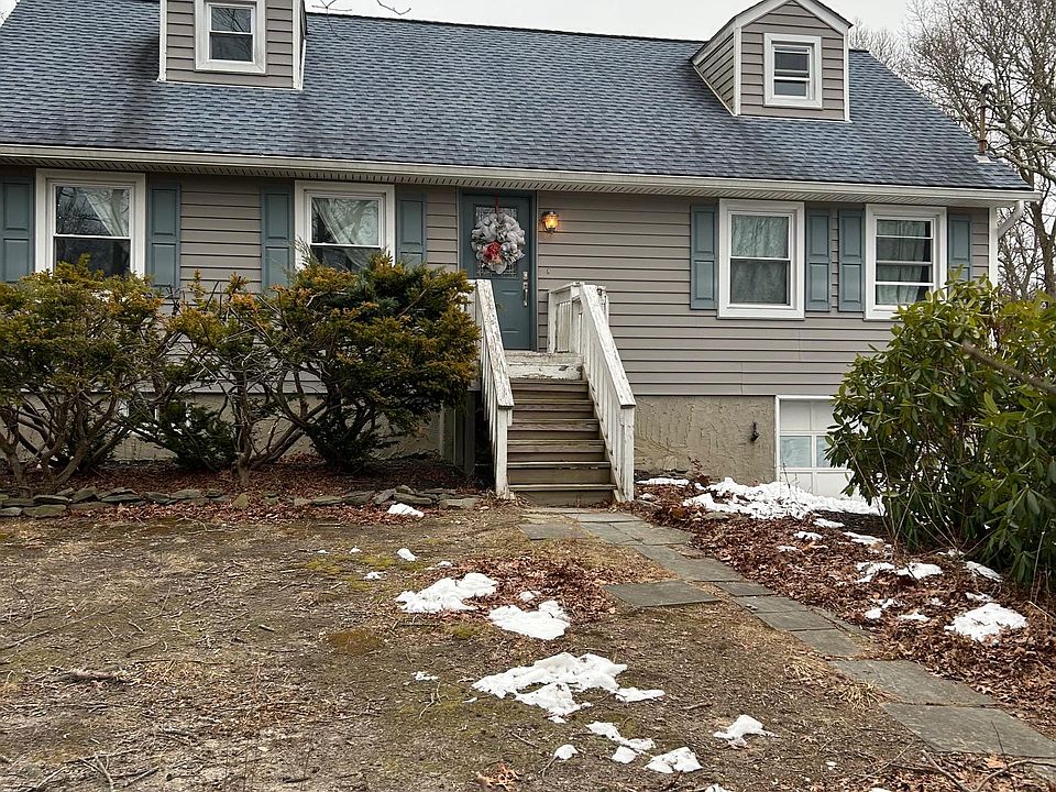 1st image of 572 Puritan Drive