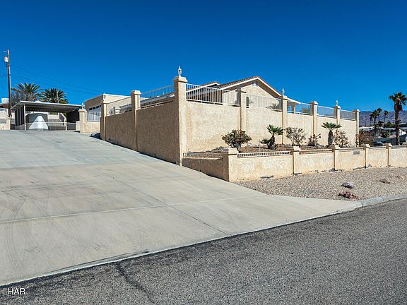5th image of 2765 Briarcrest Dr