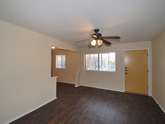 3rd image of 5004 Live Oak St APT 106