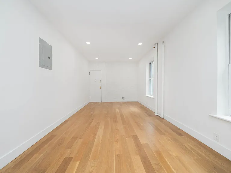 53 W 106th St #5C — Photo 4