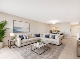 6940 Miami Gardens Dr #1-531, Hialeah, FL 33015