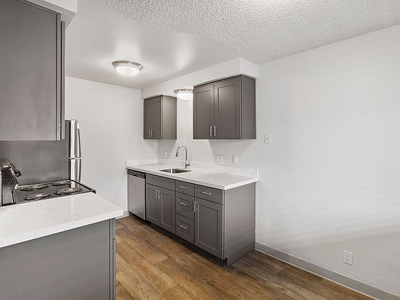 2nd image of 1016 NE 86th St #16