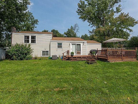 3rd image of 4971 Woodmark Dr