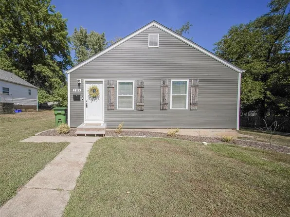 709 E 14th St, Rolla, MO 65401