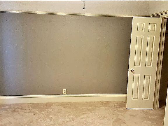 4th image of 5203 Fairway Dr