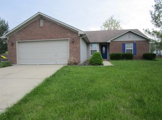 558 Bay Ct N, Franklin, IN 46131