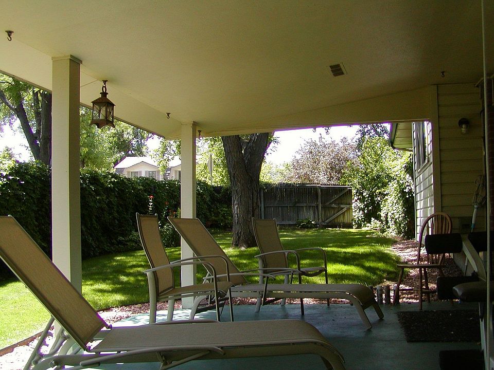 2nd image of 5130 W 101st Cir