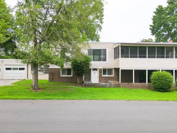 2037 Shore Dr, Edgewater, MD 21037