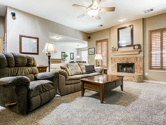 4th image of 1105 Cedar Lake Ct